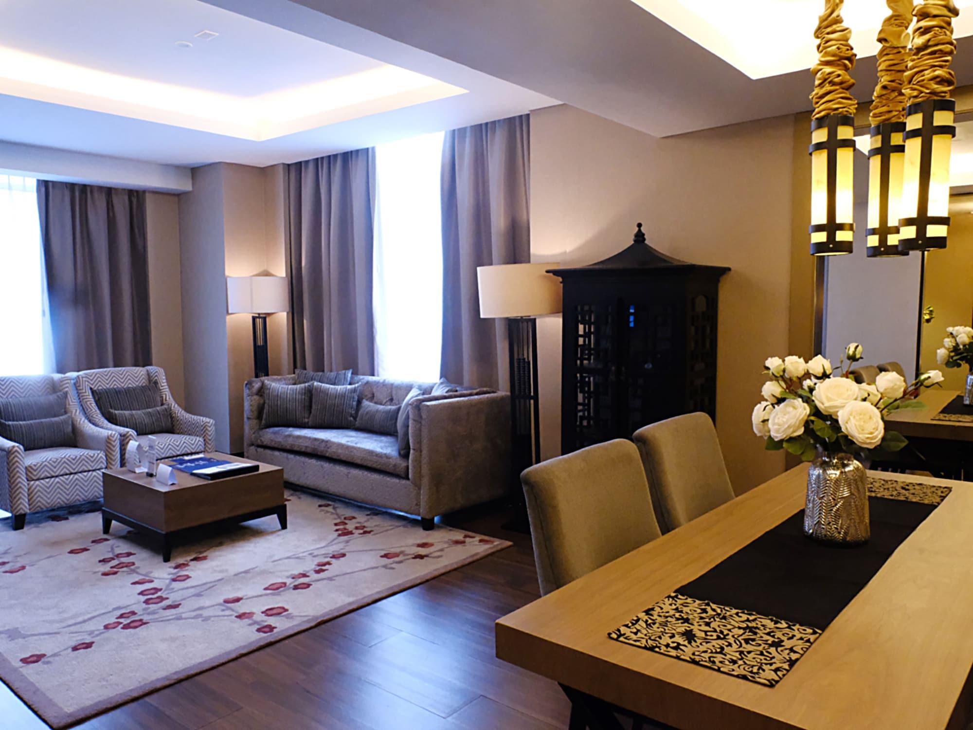 Aston Priority Simatupang Hotel And Conference Center Jakarta Exteriör bild