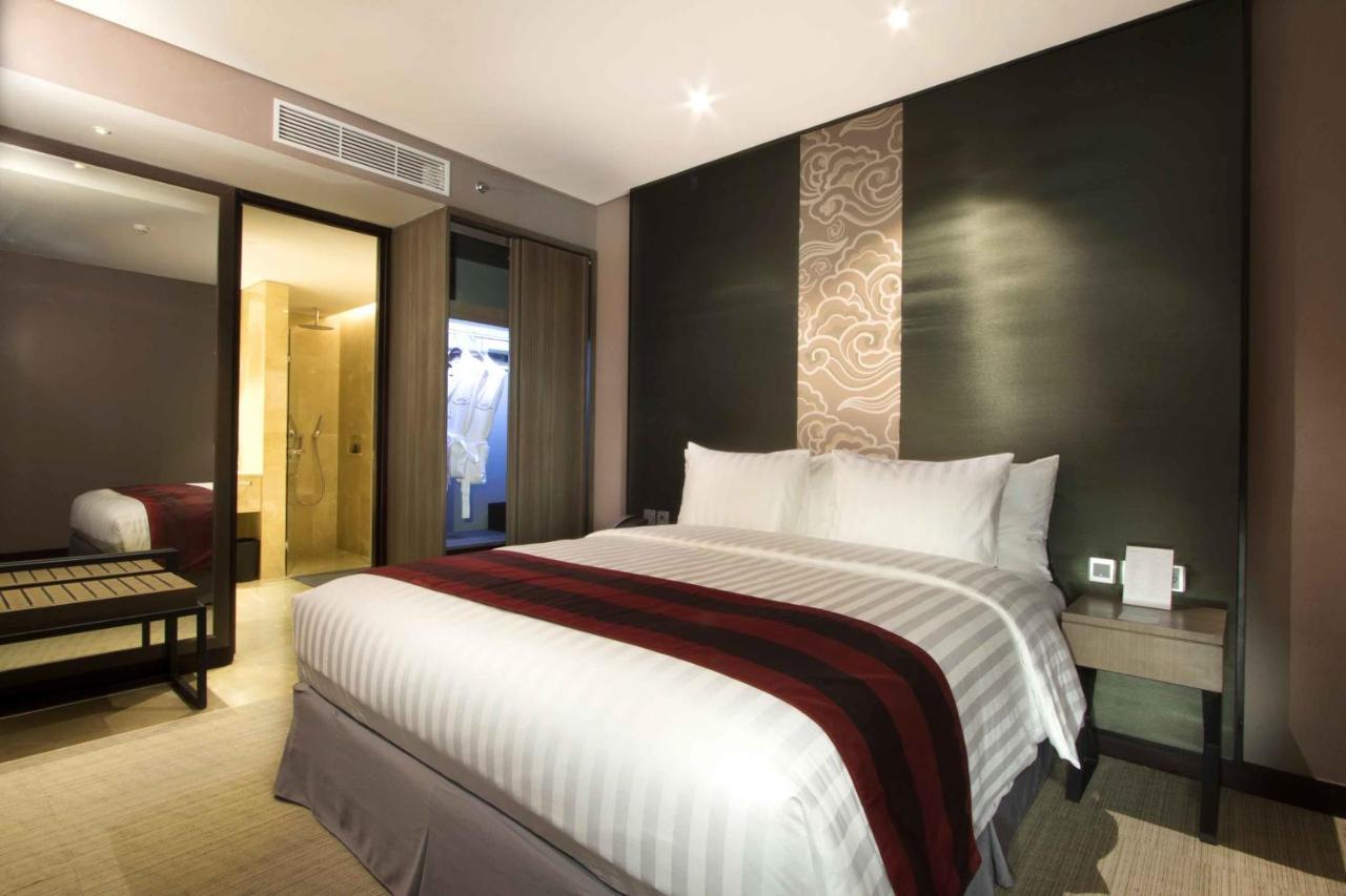 Aston Priority Simatupang Hotel And Conference Center Jakarta Exteriör bild